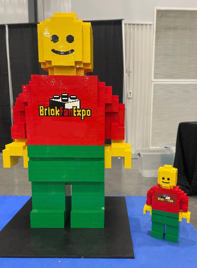 LEGO 5 foot Minifigure